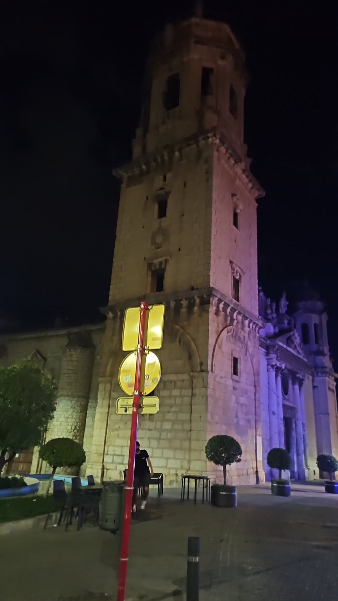 Amador Carmona (@carmona_amador) on Twitter photo Desde Jaén, uno de los 87.599 kilómetros cero de Andalucia, participamos en la “Ayuda de kilómetro cero” de #ningunhogarsinalimentos. <a href="/caixabank/">CaixaBank</a>, <a href="/FundlaCaixa/">Fundación ”la Caixa”</a>, <a href="/fesbal_org/">Federación Española de Bancos de Alimentos-FESBAL</a> .
Todos tenemos alguien cerca a quien ayudar. Participa haciendo tu donativo a bizum 38014 Desde Jaén, uno de los 87.599 kilómetros cero de Andalucia, participamos en la “Ayuda de kilómetro cero” de #ningunhogarsinalimentos. <a href="/caixabank/">CaixaBank</a>, <a href="/FundlaCaixa/">Fundación ”la Caixa”</a>, <a href="/fesbal_org/">Federación Española de Bancos de Alimentos-FESBAL</a> .
Todos tenemos alguien cerca a quien ayudar. Participa haciendo tu donativo a bizum 38014