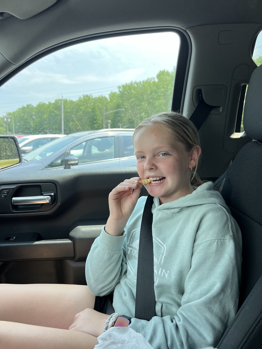 Jones_Assembly's tweet image. July’s almost here, which means the kickoff to another #MichiganMonth in the Town of Plattsburgh. To prepare, Ella &amp;amp; I made time while we were traveling today to grab #Michigans at McSweeney's Red Hots! 🌭 (1/2)