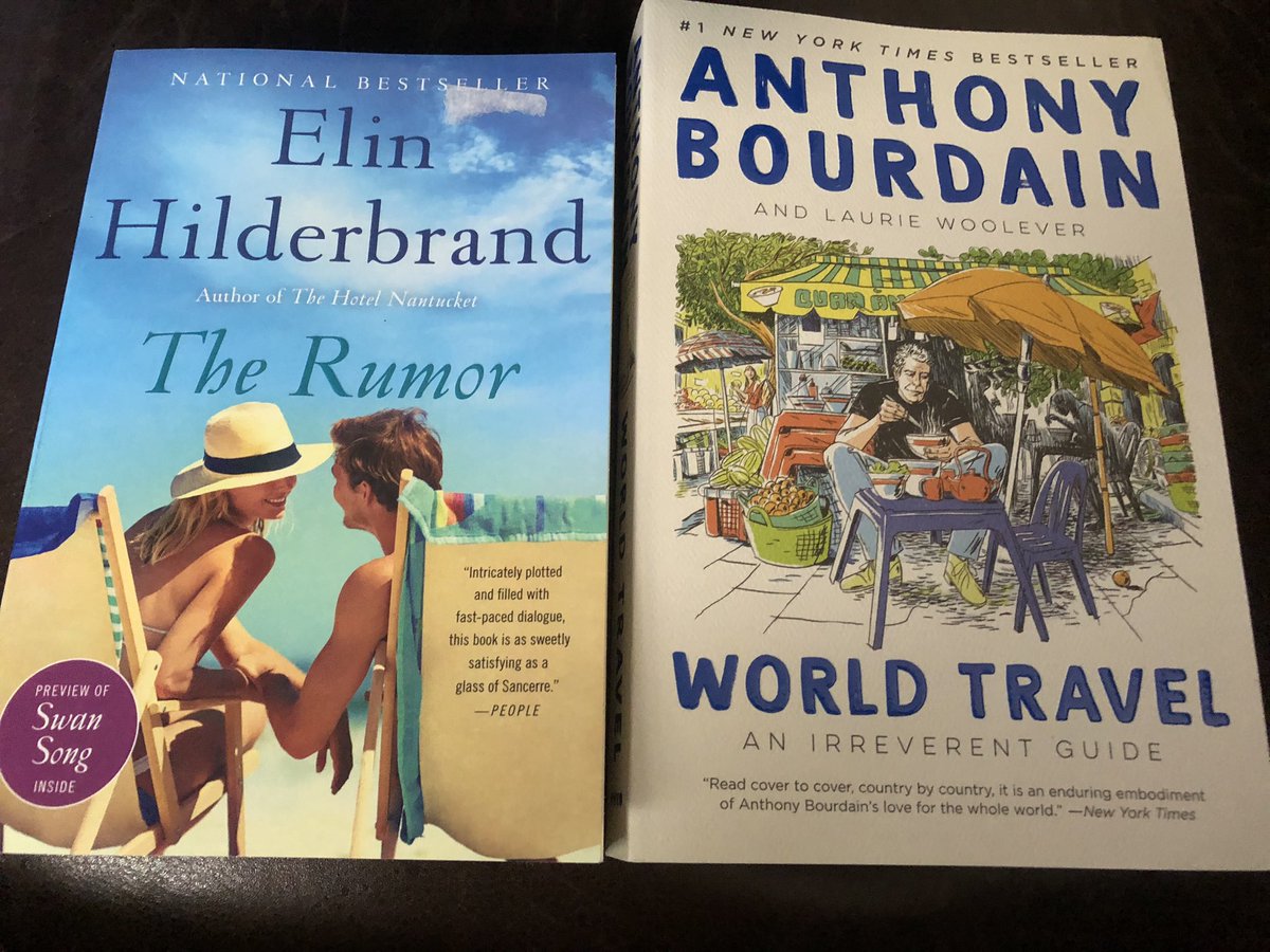 MaryAshleyJD's tweet image. Summer reading 📖 season officially underway on the patio 🏊‍♂️ ☀️ 🕯️ 📚 #ReadingSpaces