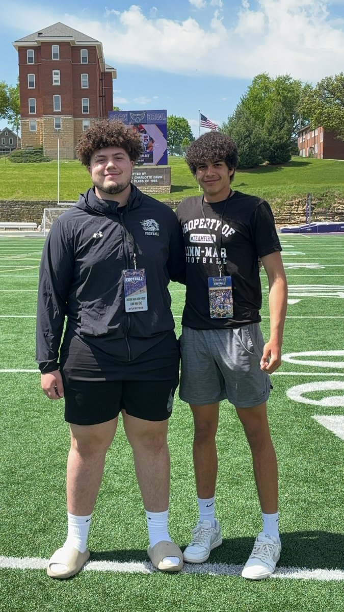 Beyond blessed to receive my second offer to play college football from <a href="/CoachHLorasFB/">Steve Helminiak</a> and <a href="/LorasCollegeFB/">Loras Football</a>!!