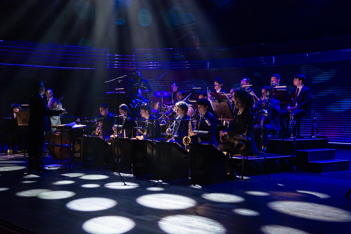 89.9 Jazz and More tweet media