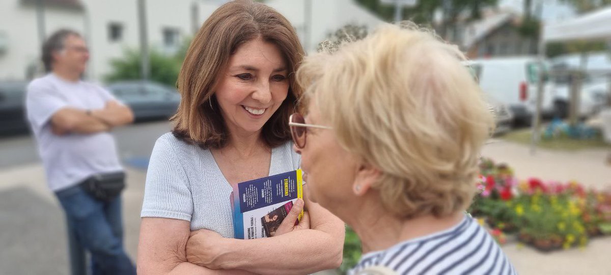CorinneVignon's tweet photo. À votre écoute, toujours sur le terrain, c’est en direct du marché de l’Hers que je suis présente pour échanger avec les citoyens sur place. 

Il ne reste que 10 jours avant le vote, continuons notre mobilisation ! https://t.co/SL28ulTVc0