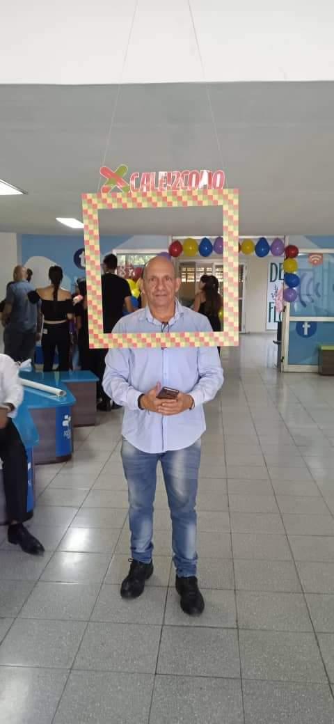 geiacuba's tweet photo. El @geiacuba participa en Calei2copio: Feria de Experiencias con su programa académico de la Facultad de Comunicación @UdeLaHabana
@minalcuba
#AlimentariaPorCuba
#MinalXMásAlimentos
#FECOM #calei2copio https://t.co/Tok4L7vZaz