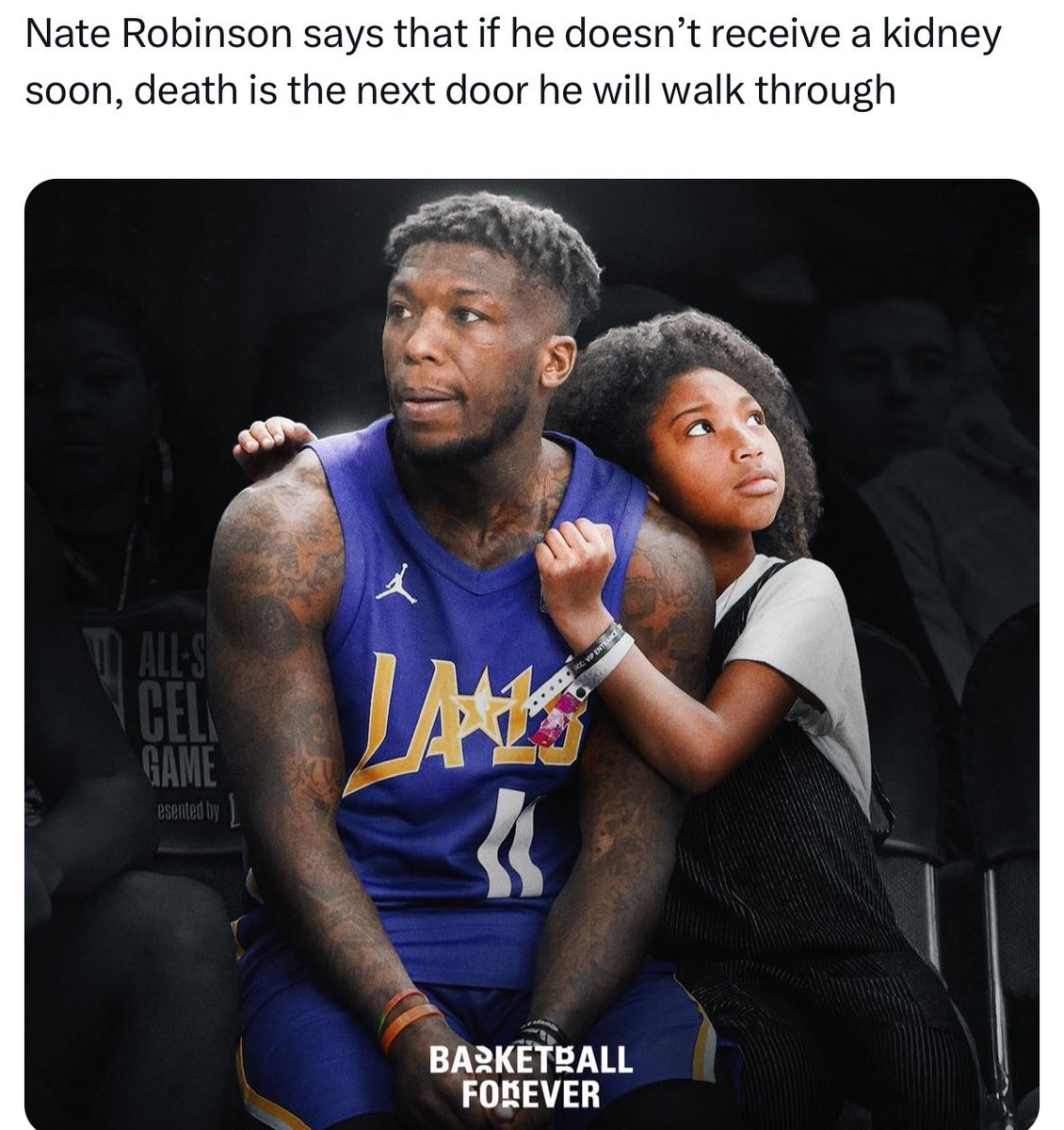 Hoopss's tweet photo. Pray for Nate Robinson 🙏 https://t.co/XhiA6AHIbN