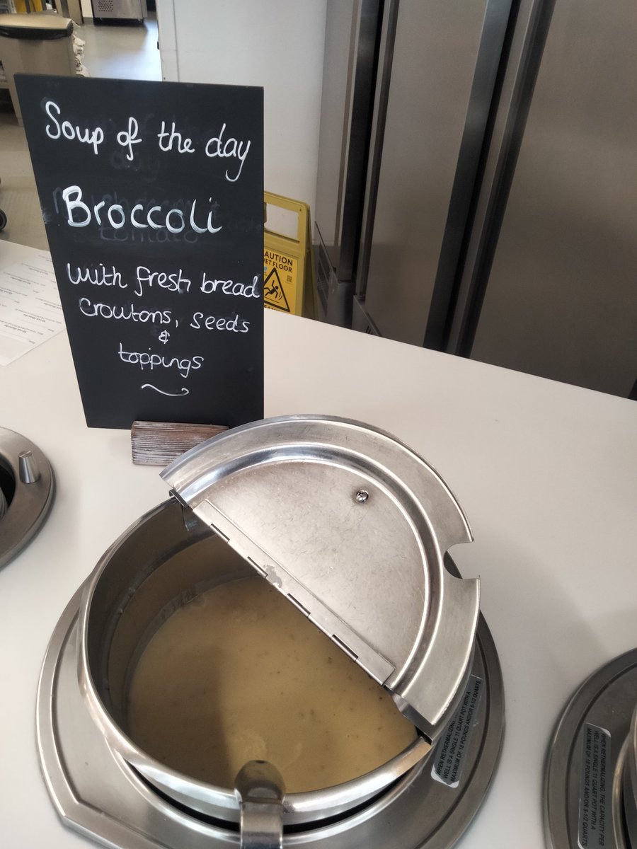 Wednesday desserts - Tottenham cake. Energy balls, yoghurt, fruit, jelly. Soup - Broccoli. Cheese board - Danish blue, crackers, chutney, grapes.