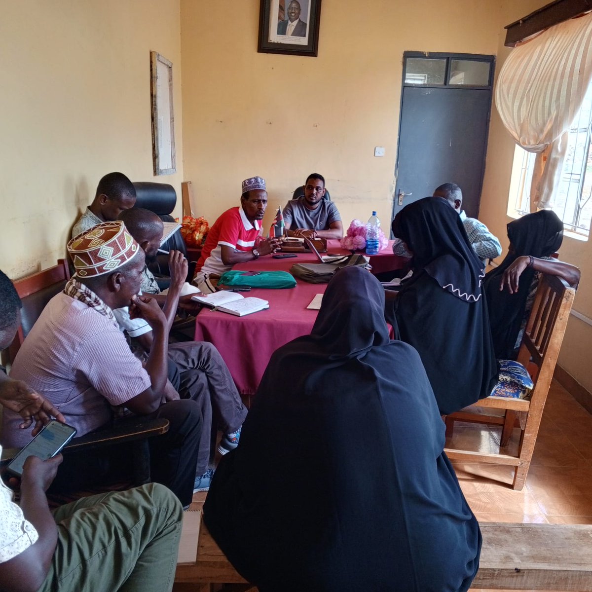 RobiseSarr's tweet photo. Earlier today, I chaired merti sub-county steering meeting  at Dcc's office. In the agenda was 2.4M cash transfer from johanniter international through @midpkenya to help people affected by floods. 220 households from merti town will benefit from the programme. https://t.co/OARN22QOdD