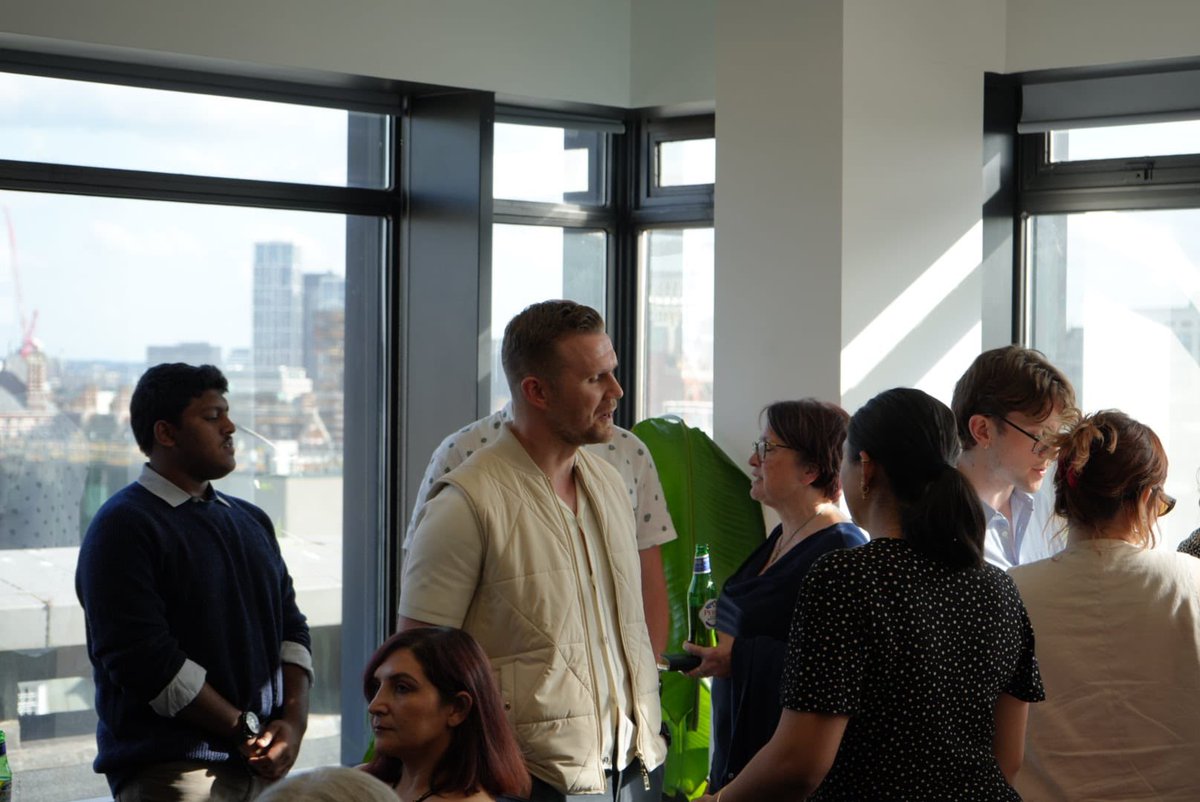 PRCA_HQ's tweet photo. We’re live and enjoying the panel on AI in comms:📍 @GraylingUK
Experts from @Hkstrategies, @LogicallyAI, @MissiveComms, and @CCgroupPR are discussing:
🔹 AI’s value and pitfalls
🔹 Combating misinformation
🔹 Ethical risks of AI
🔹 Future talent needs
#AI #PRCAtechgroup https://t.co/jhtv50xt8l