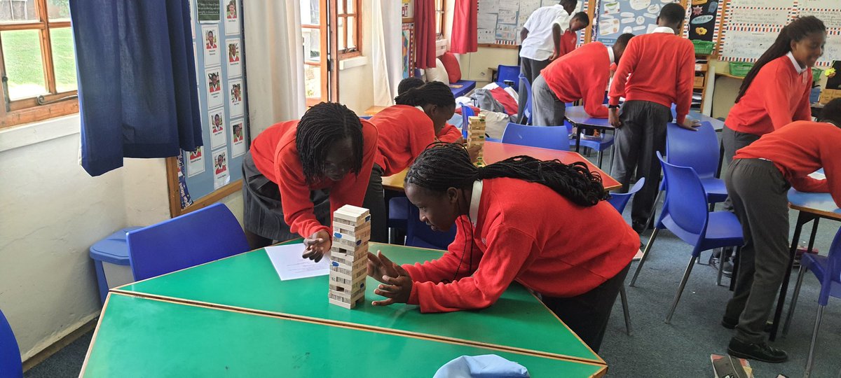 My Year 7s loved showcasing their grasp of 3 tenses in French - présent, passé composé et futur proche - Jenga ❤️ (Jenga means ''I build' in Kiswahili) <a href="/St_Andrewsturi/">St Andrew's School, Turi</a>