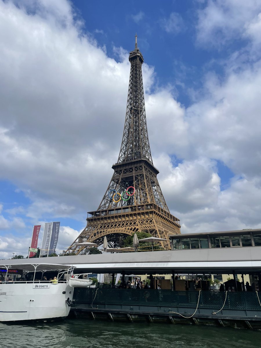 MLCumbernauldAc's tweet photo. Lovely trip on the bateau mouche 🫶🇫🇷 https://t.co/BmraWK8GFv
