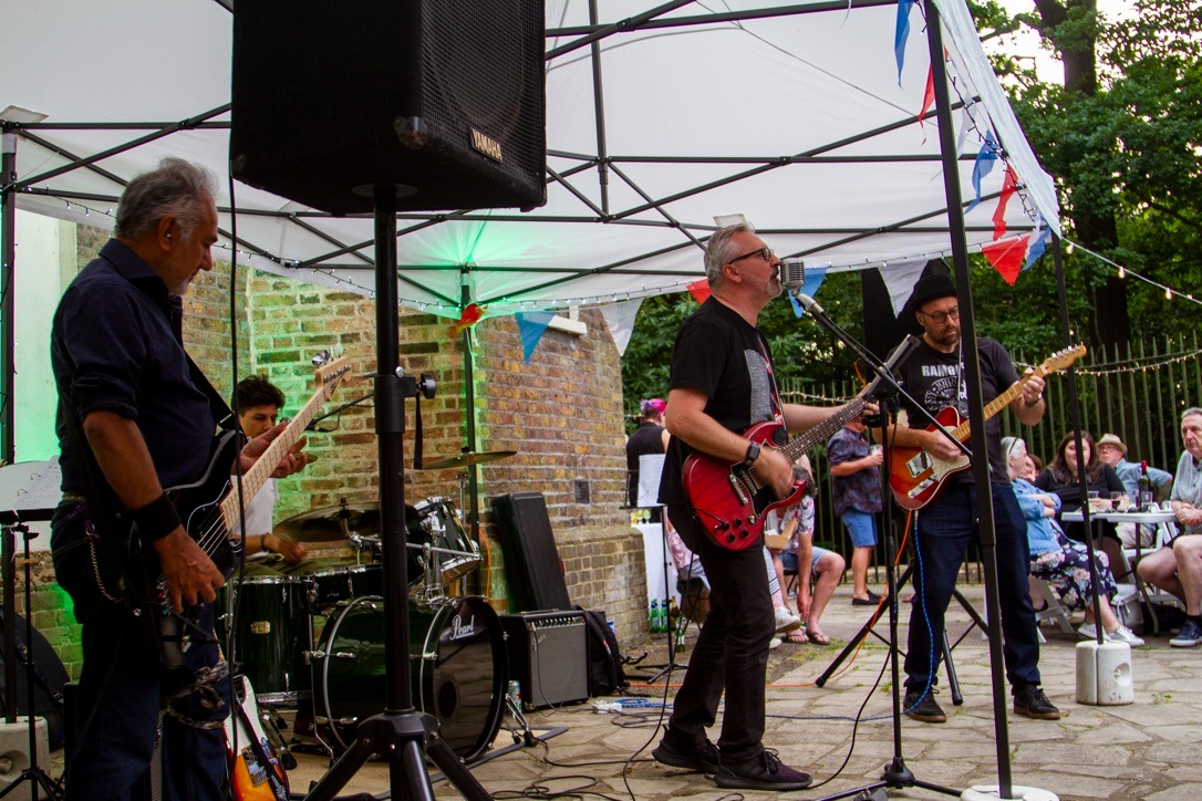Summer at Severndroog continues with live music from Cygnet Committee, Fri 26 July. Our Lates are relaxed evenings in the unique courtyard setting with music, plus bar &amp; streetfood. On sale now
eventbrite.co.uk/e/914074901637