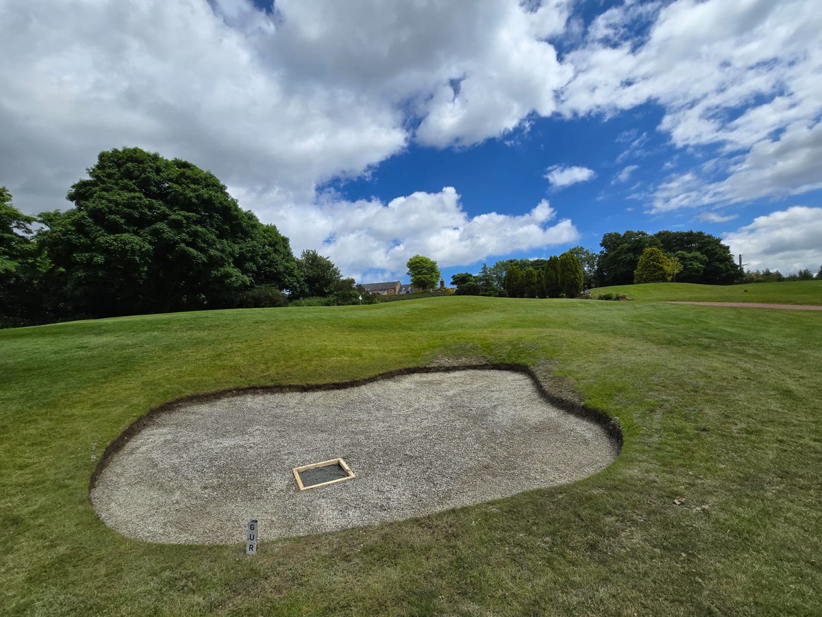 ShaunEmbas's tweet image. Great work by the team @RamsideGolfClub doing the capillary work on 4 bunkers @BorderSportsLtd ready for the sand tomorrow