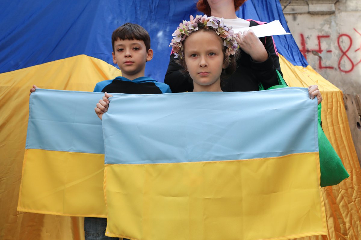 UNDPGeorgia's tweet photo. On #WorldRefugeeDay, we stand in solidarity with Ukrainians forced to flee their country due to the devastating war.

With @GermanyDiplo &amp; @CARE, UNDP helps thousands of Ukrainian refugees rebuild their lives away from home.

Learn more: https://t.co/4YMMymRZik

#WithRefugees https://t.co/xUDa6veApQ