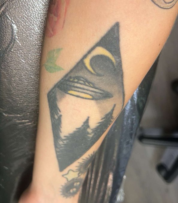 🖤⬛️ https://t.co/nXpvqnpFvi<a href="/tag/newprofilepic"class="tags"><span>#newprofilepic</span></a>