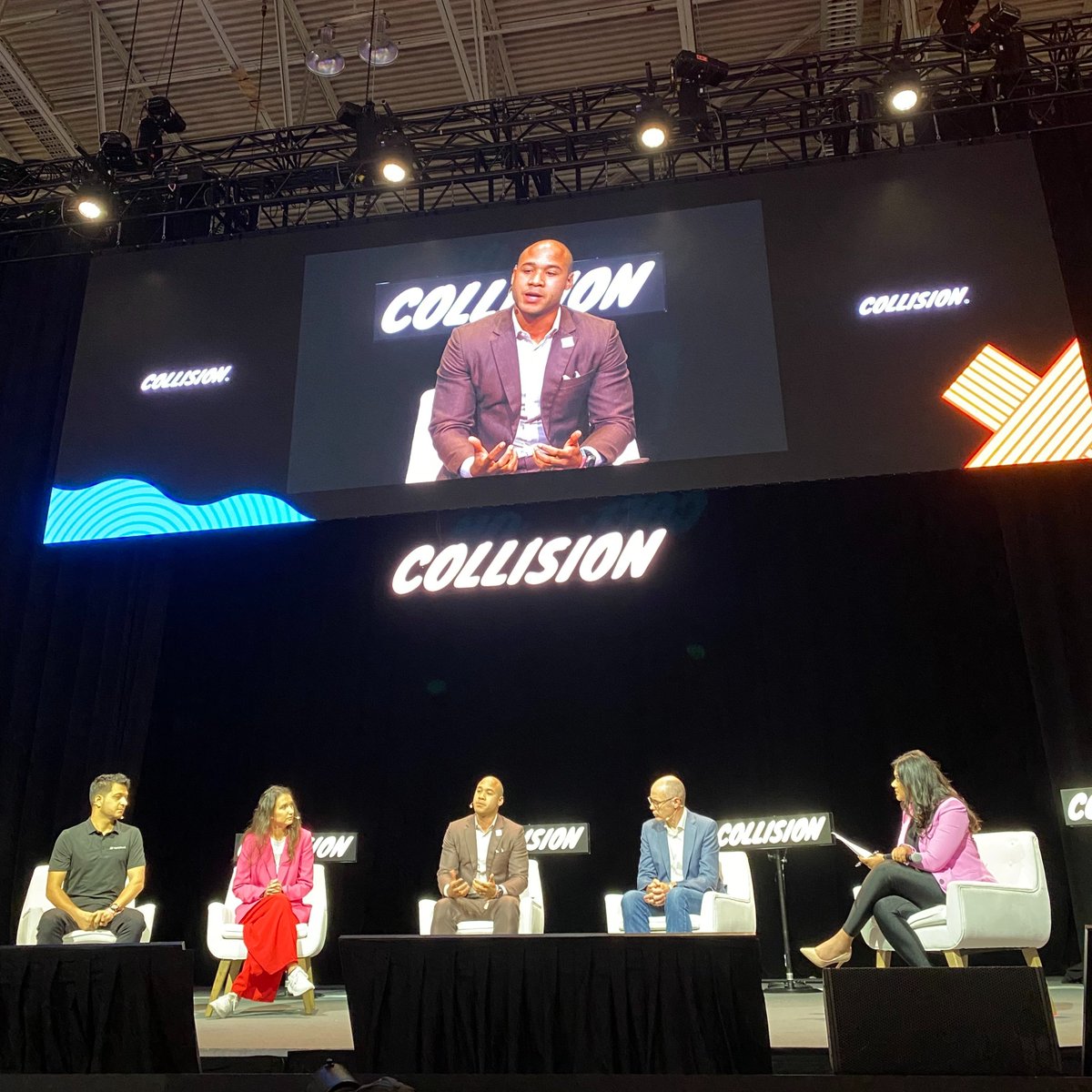 Thank you to my fellow panelists, <a href="/MartinBasiri/">Martin Basiri</a>, <a href="/EmilyAR_/">Emily Ragobeer</a>, <a href="/Iryna_Volnytska/">Iryna Volnytska</a>, and Thomas ap Simon from <a href="/pearson/">Pearson</a> for the fantastic conversation on stage, exploring the future of #AI and #Education.

There’s never been a more exciting time to be building at the intersection of