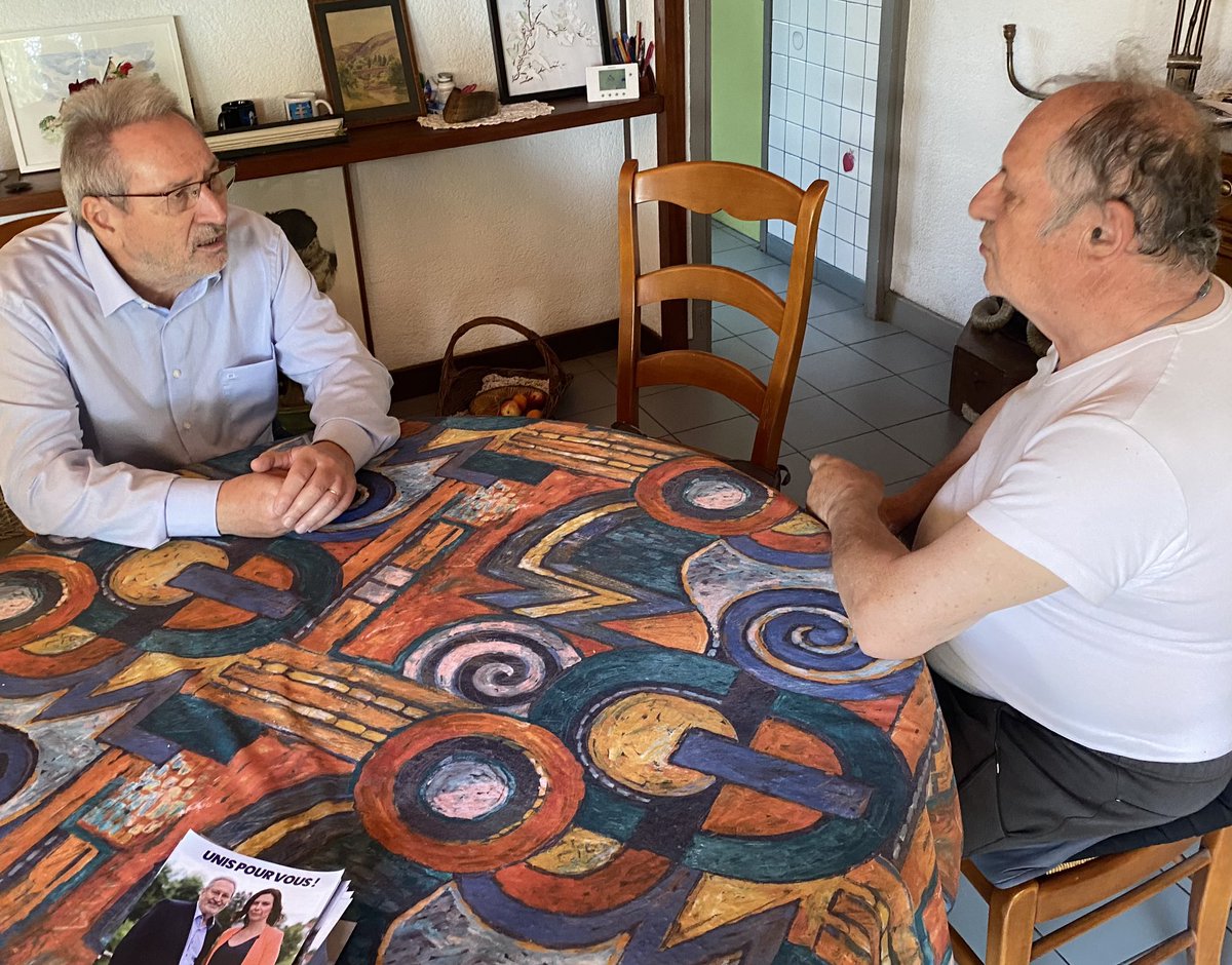 La candidature de rassemblement pour le territoire que nous portons avec Betty Ciupa reçoit un excellent accueil lors de nos différents porte-à-porte. Merci à tous, notre énergie, c’est vous ! #circo5912 #legislatives