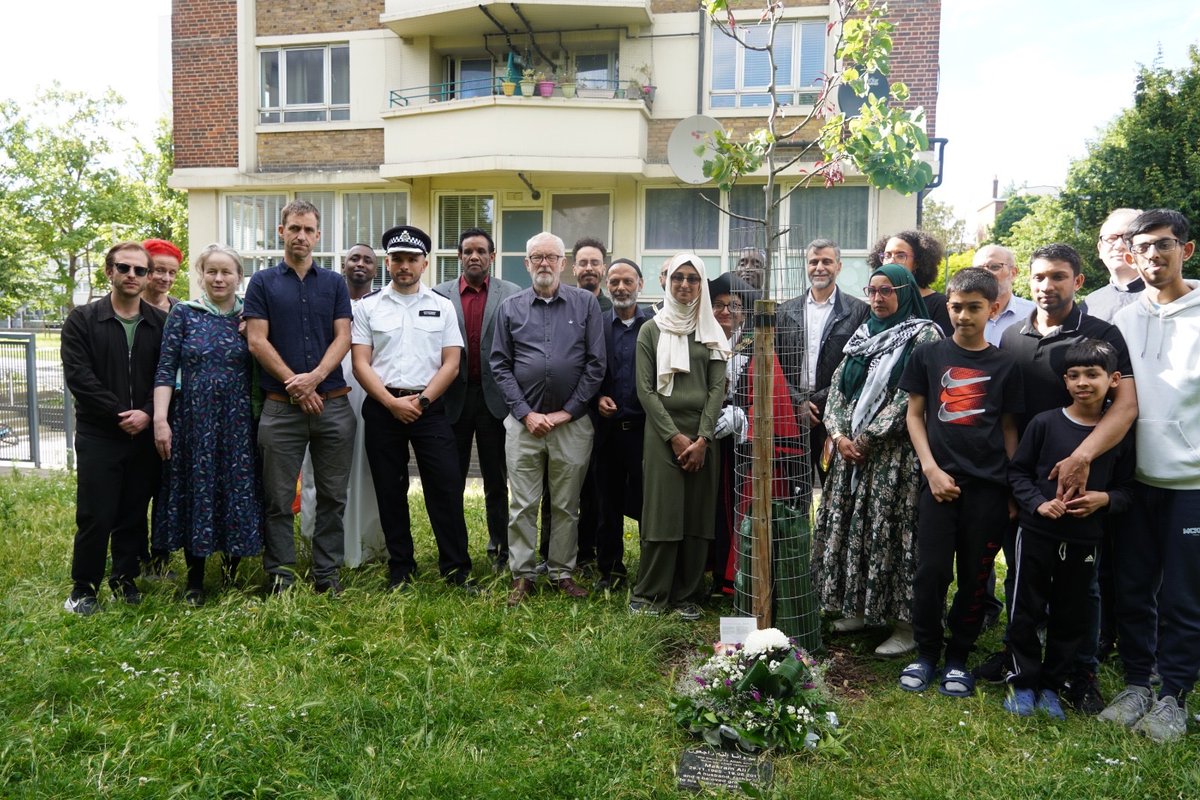 Finsbury Park Mosque tweet media