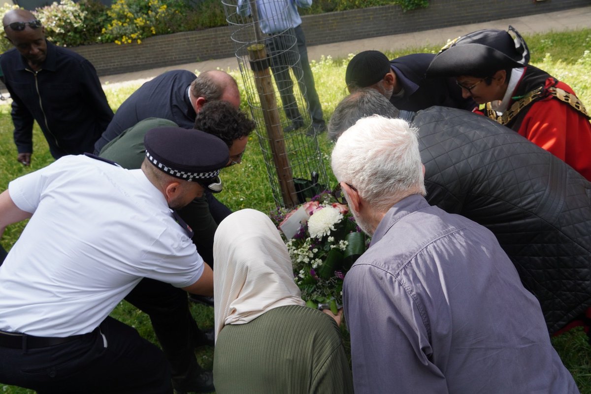 Finsbury Park Mosque tweet media