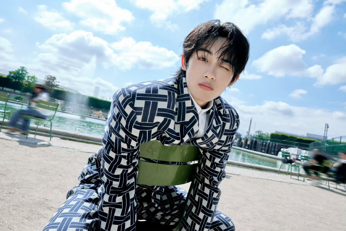 아니 어떻게 이렇게 생겼지 .. 🧎‍♀️‍➡️