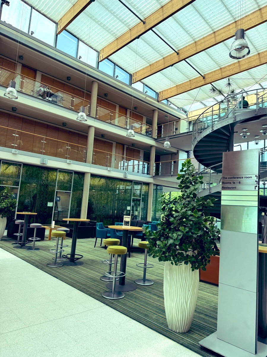 Andy__Buck's tweet image. Being back at our old NCSL headquarters and development centre in Nottingham today brought back so many wonderful memories as a learner and later a director.
.
RT if you think our profession deserves what @InstituteGC Tony Blair famously dubbed our “Sandhurst for Heads”…
.