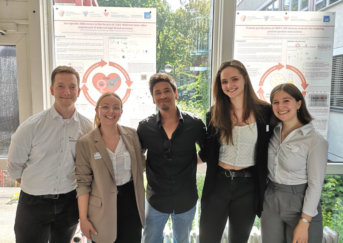 UCCS_HH's tweet photo. Excited to attend the Tag der Pharmazie Hamburg! Looking forward to the Minisymposium, research talks, and poster presentations from four brilliant students under the guidance of Dr. Jorge Duque Escobar. #PharmacyDayHamburg #Hamburg #Research #PharmacyScience https://t.co/8iA6hxIQ6d