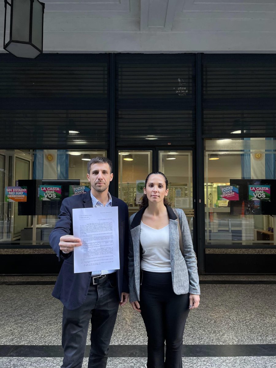 Hoy nuestro Consejero Directivo y candidato Martin Rio y nuestra candidata a Consejera Superior Natalia Salvo presentaron un pedido de informes ante el Ministerio de Justicia en relación a la situación de los 81 CAJ cerrados por el Gobierno Nacional.