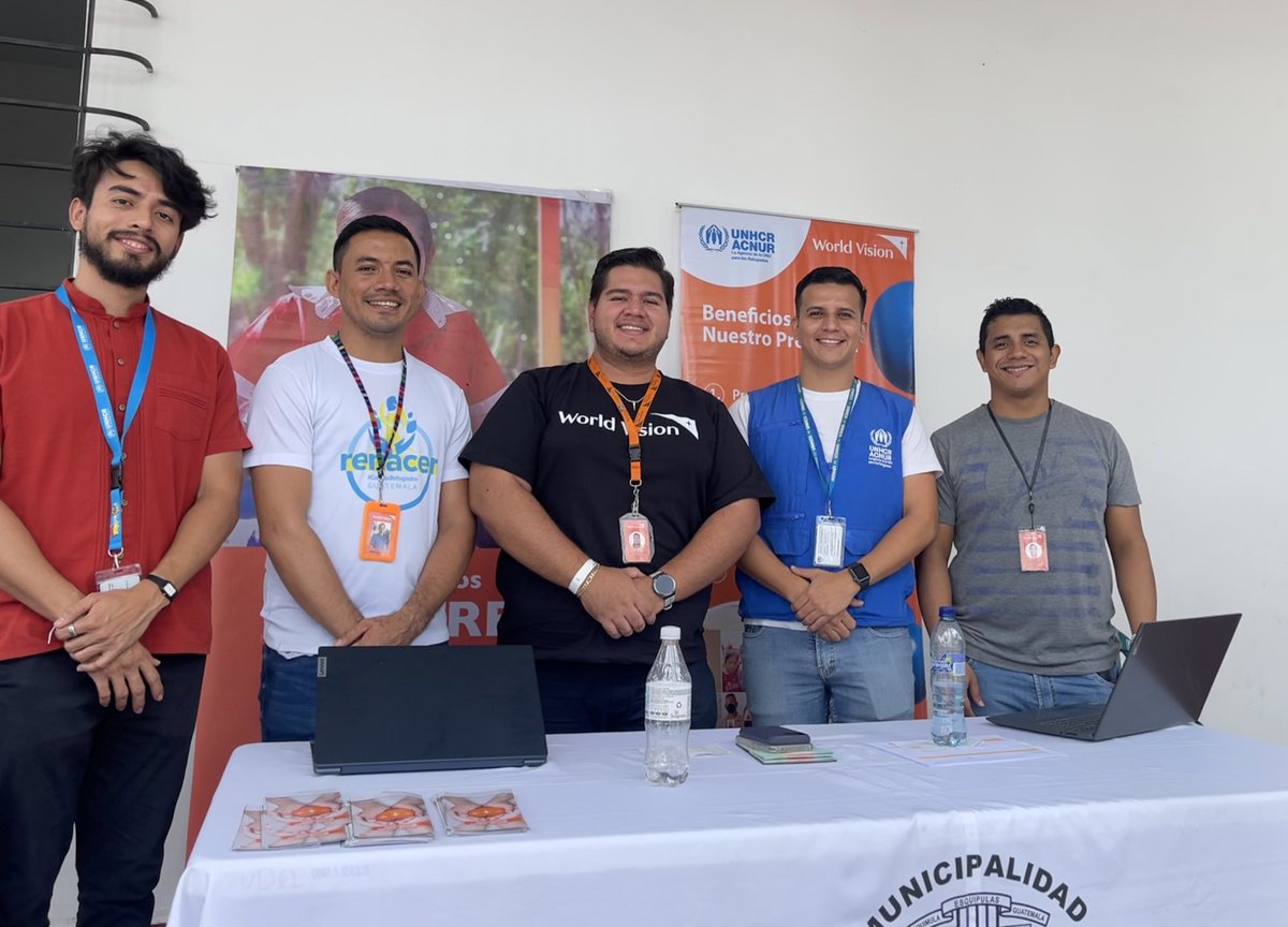 ¡Feria de empleo en Esquipulas! 📍

Gracias a <a href="/MuniEsquipulas/">Municipalidad de Esquipulas, Chiquimula</a> <a href="/MINTRABAJOGuate/">MINTRAB</a> <a href="/WorldVisionLAC/">World Vision LAC</a> <a href="/ElRefugioNinez/">Refugio de la Niñez</a> y otras instituciones locales por abrir oportunidades laborales para personas refugiadas y guatemaltecas. 

¡Juntos construimos un futuro laboral inclusivo! 🌟