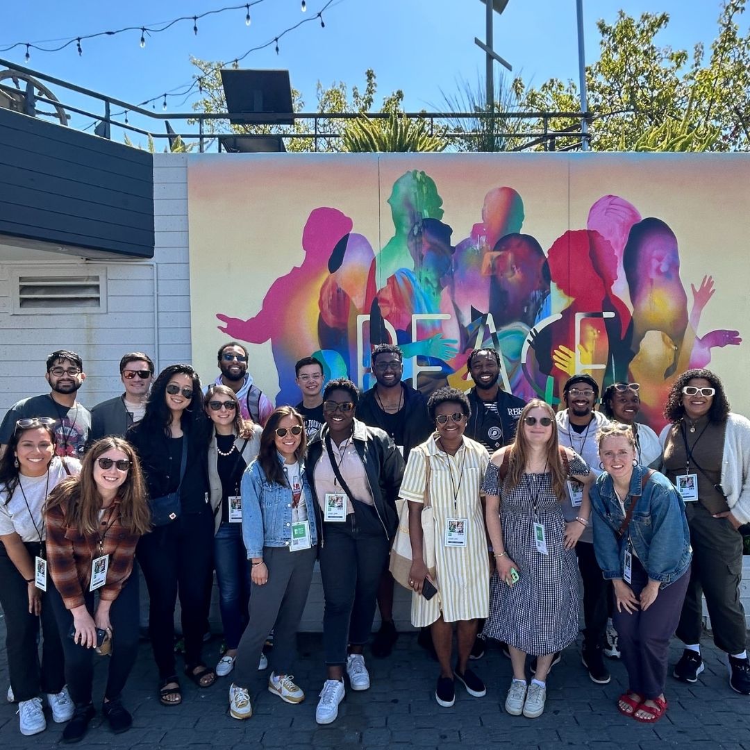 BlackFoodTour's tweet photo. Today we honor Juneteenth, a powerful day of liberation and reflection in Black history. Let's use today to not only enjoy delicious meals but also to recognize the contributions of Black chefs, farmers, and culinary pioneers who have shaped our tastes and cultures. 

✊🏾✊🏾✊🏾✊🏾 https://t.co/SCTWDVCyno