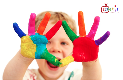 “Los niños nos dan energía, nos ceden su imaginación, ¡y a su lado todo parece ser posible!” 

La infancia siempre nos dejará enseñanzas de por vida, aprende a escuchar a los niños en todos los momentos.     

#FundaciónSonríe