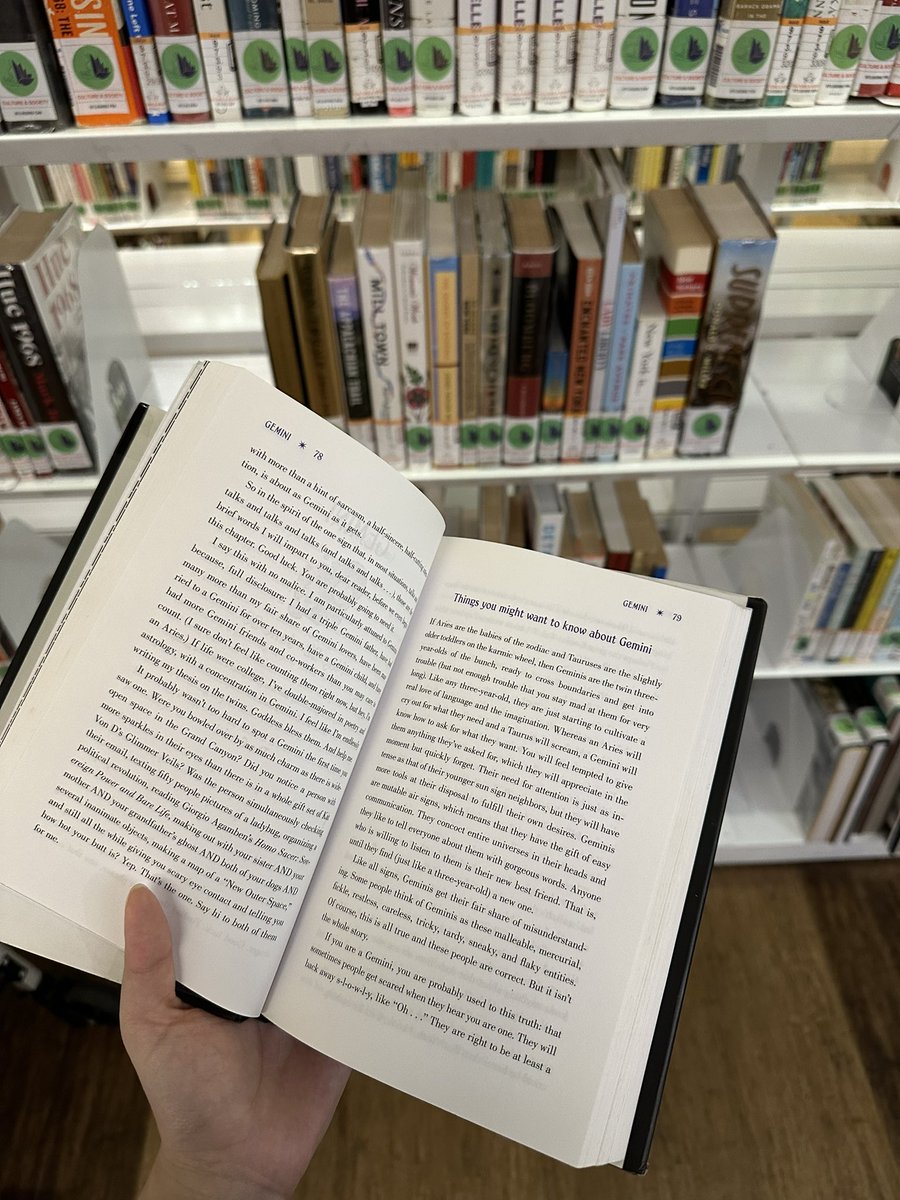 precaine's tweet photo. Bibliothek 📚 #studytwt https://t.co/dqpBVnmmPK