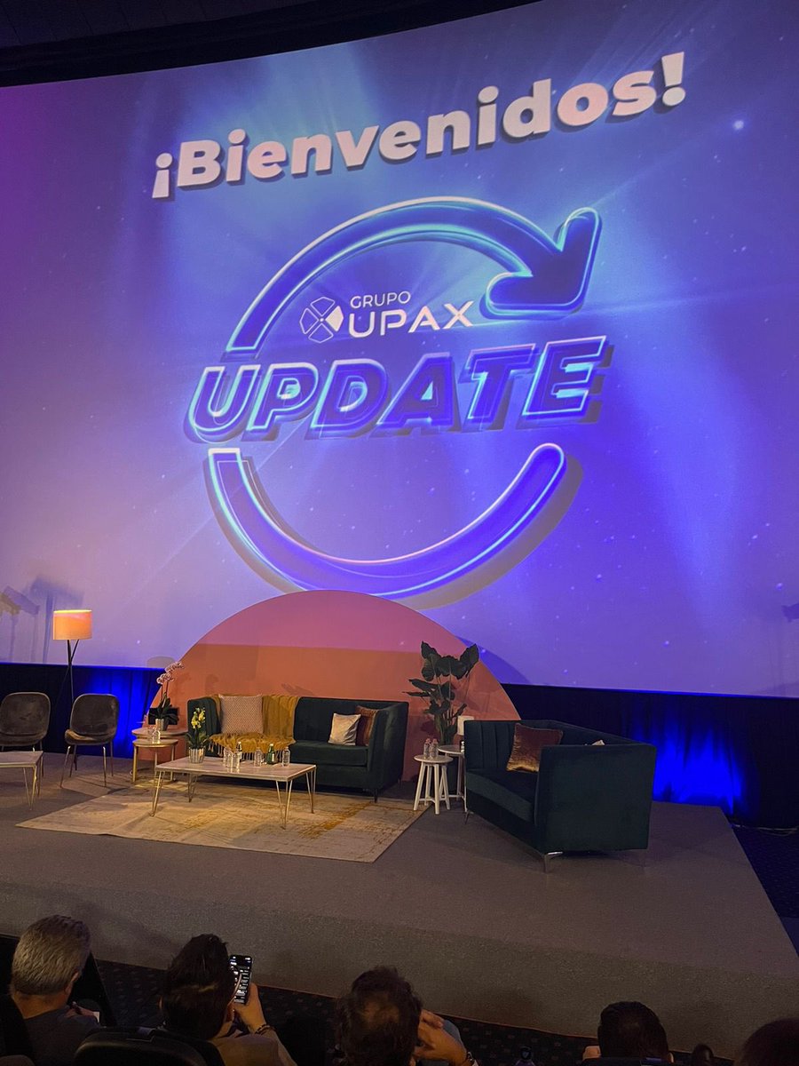 mexacreativamx's tweet photo. Estamos en el #UpaxUpdate 🎬
Un evento de @upax_oficial donde compartimos resultados de la primera mitad del año y tomamos fuerza para el segundo semestre. 💪🏼. #SomosMexaCreativa
Visita nuestro sitio web:
https://t.co/op60f0SB1h https://t.co/yt45qIcbXg