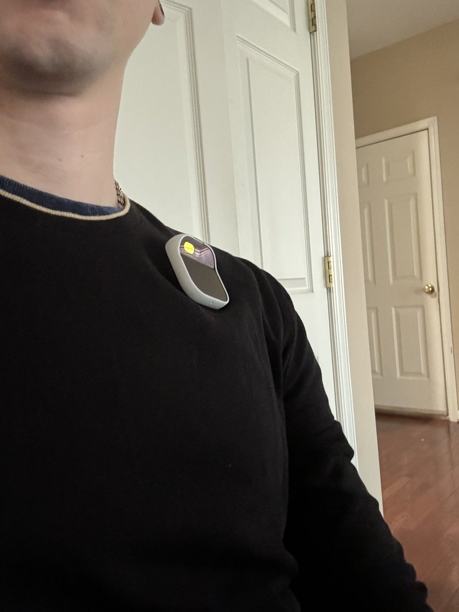 JetFromPopSite's tweet photo. 1 day with AI Pin

On latest update that was release yesterday (1.1.4)

- Calls are perfect
- Zero over heating
- texting works great
- Responses are fast

This is incredible. Great job @Humane 👏 People need to experience this. https://t.co/9a1CyyNECX