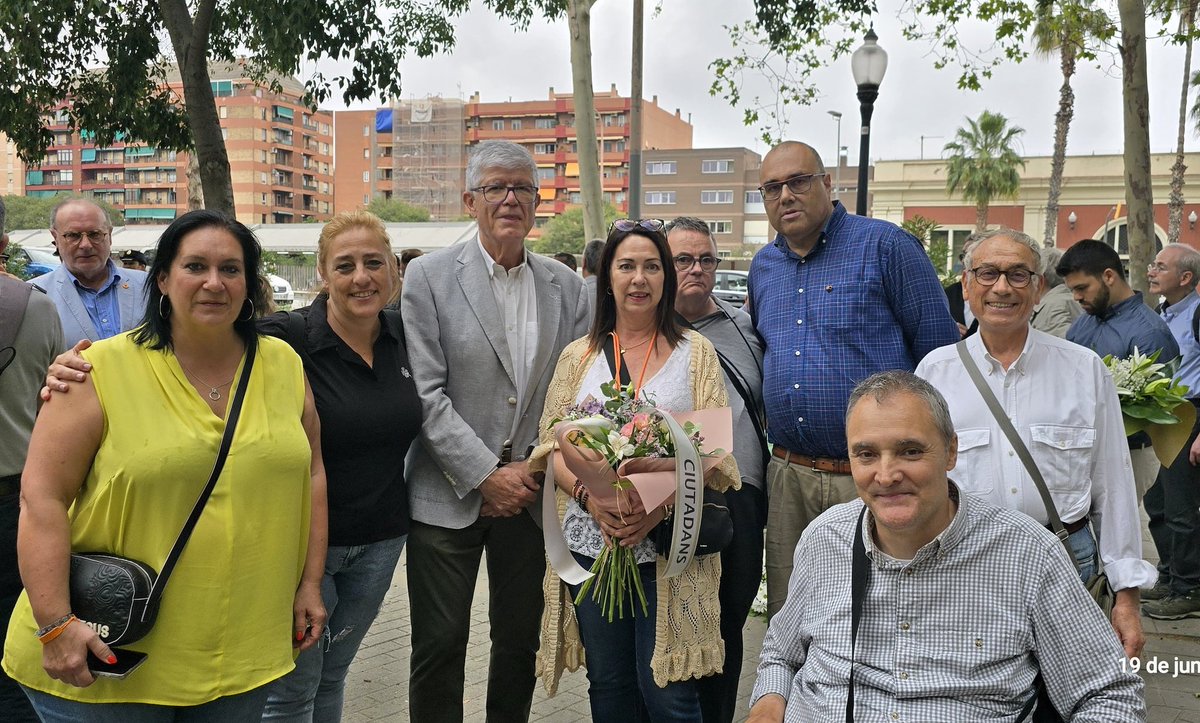 CiutadansCs's tweet photo. En el aniversario del sangriento atentado de ETA en Hipercor, asistimos, como cada año, al homenaje en recuerdo de todas víctimas del terrorismo.

Lamentable que, un año más, las instituciones sean protagonistas por su ausencia.

En Cs #NoOlvidamos
Memoria, Dignidad y Justicia🖤 https://t.co/VKG81f7OnI