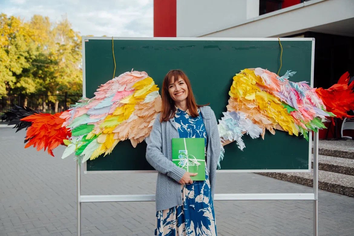 Tatianapopab's tweet photo. Many thanks, dear John!🤗🥰
Once an educator, always an educator!
We try to inspire the young people to choose this profession and to feel the magic power of being an educator in the 21C. Isn’t it so?:)
#FiiPro #BeAnEducator @yorkshirejohn https://t.co/cQKW1xhLQi