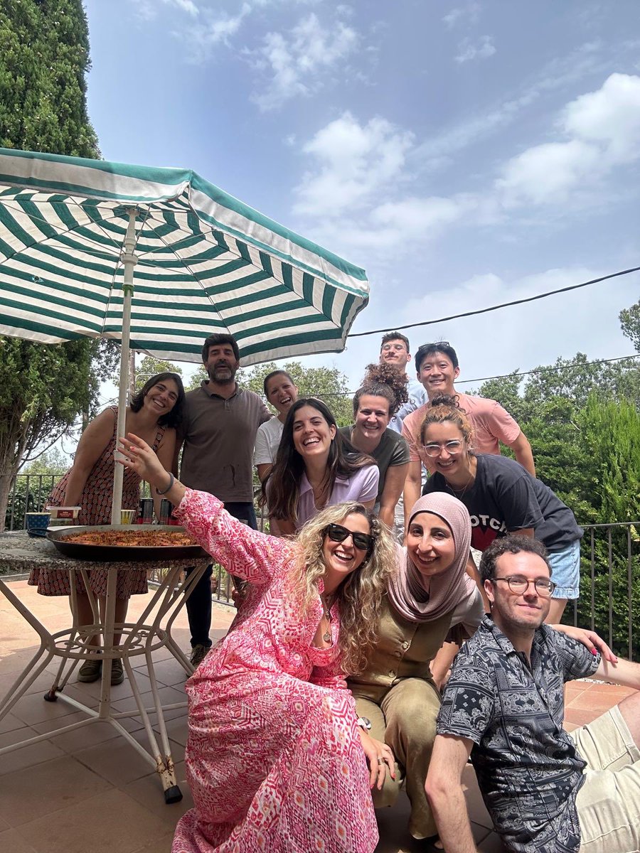 AAytesLab (@aayteslab) on Twitter photo Today we say farewell to two awesome scientists and even better human beings. Thanks Adrian <a href="/AdriMTebar/">Adrián M. Tébar</a> and Rana <a href="/Eb90Rana/">Rana El Bizri</a>. You will be missed but we are also happy for your upcoming endeavors. The <a href="/AAytesLab/">AAytesLab</a> will always carry you in its heart. And, of course come visit us soon! Today we say farewell to two awesome scientists and even better human beings. Thanks Adrian <a href="/AdriMTebar/">Adrián M. Tébar</a> and Rana <a href="/Eb90Rana/">Rana El Bizri</a>. You will be missed but we are also happy for your upcoming endeavors. The <a href="/AAytesLab/">AAytesLab</a> will always carry you in its heart. And, of course come visit us soon!