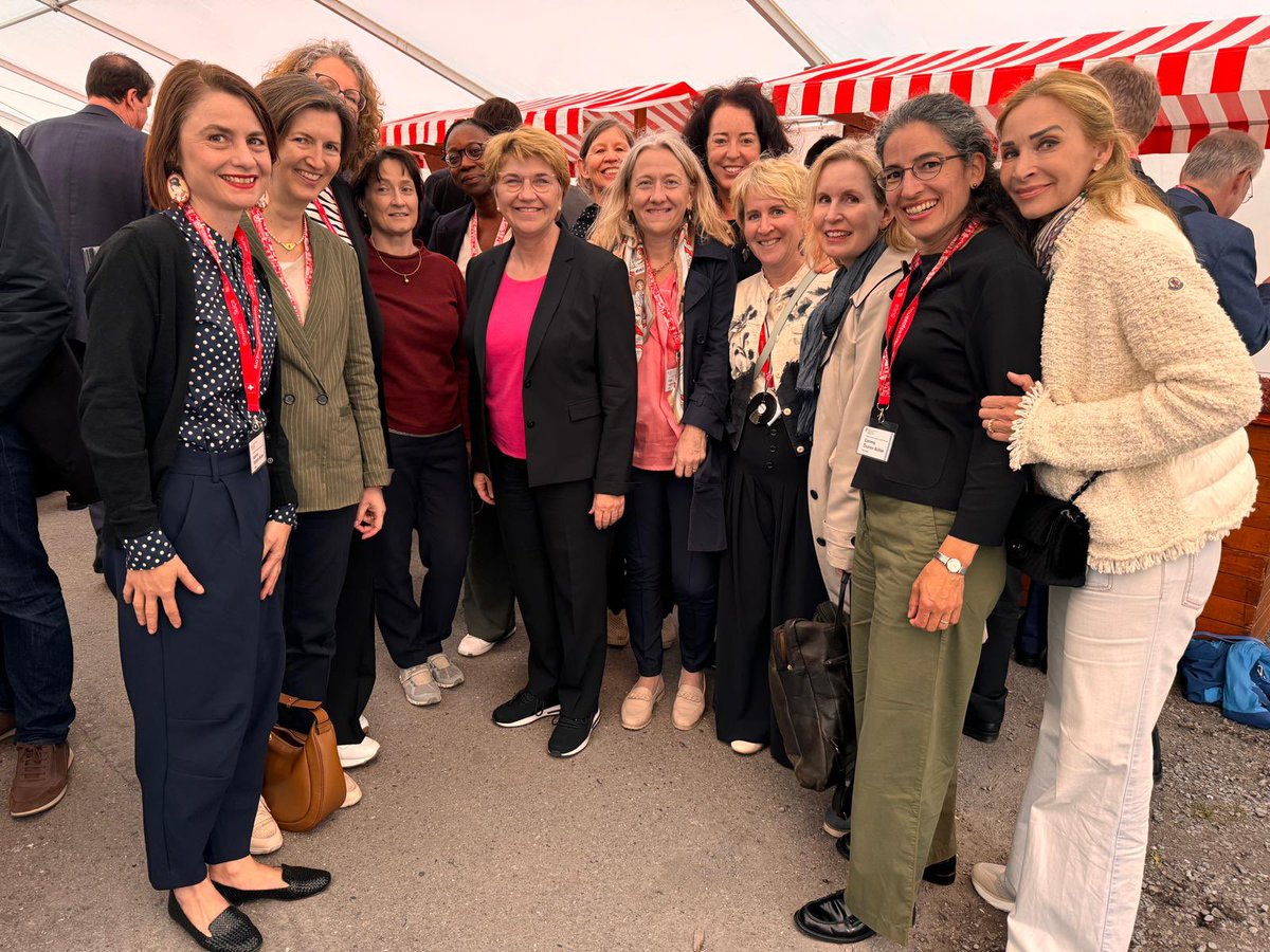 Swiss Women Diplomats tweet media