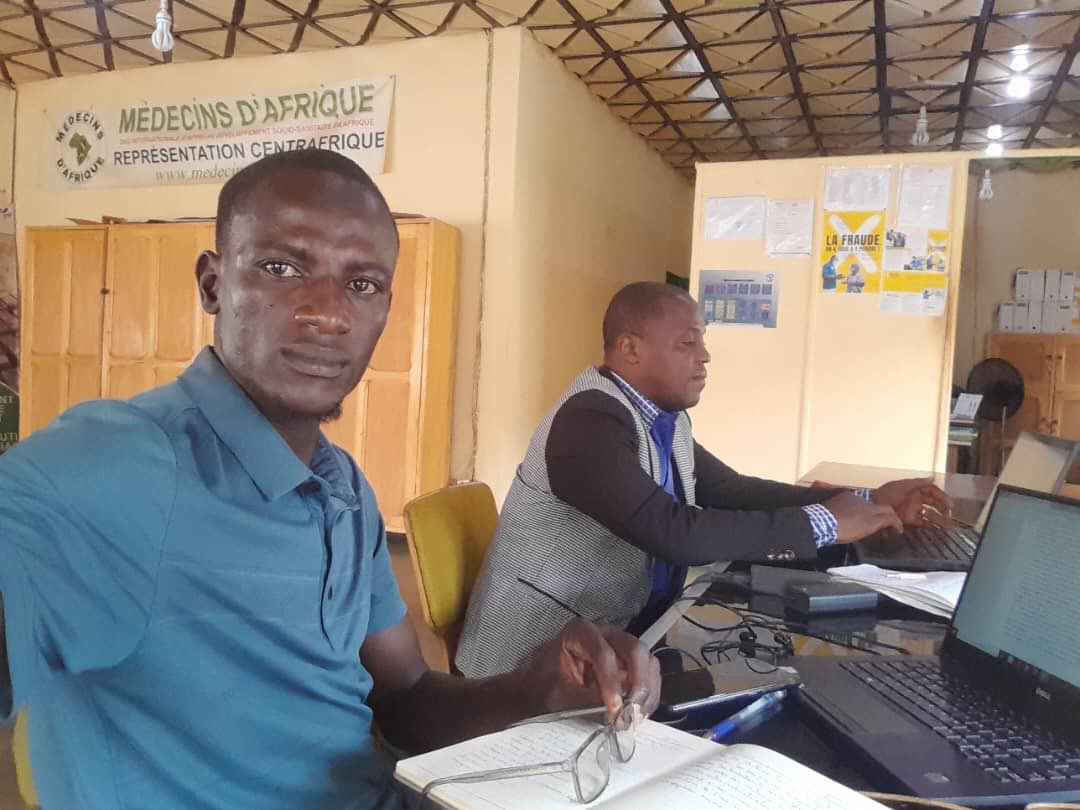 Merci et Félicitations <a href="/FranceBangui/">La France à Bangui</a>  pour ce projet   de partenariat  entre les administrations centrafricaines, les entreprises privées et les ONG nationales.
Merci à <a href="/Ladyange2k/">ONG Women Act for Living Together (RCA)🇨🇫🇨🇫</a> pour sa confiance!
<a href="/Asducreux/">Anne-Sophie Ducreux</a> <a href="/AgnesRCA/">Afaure</a> <a href="/SBotreau/">Sebastien Botreau-Bonneterre</a> <a href="/filakota/">FILAKOTA Richard</a> <a href="/michele_mouanga/">Michele Mouanga Gambor</a> <a href="/Ladyange2k/">ONG Women Act for Living Together (RCA)🇨🇫🇨🇫</a>