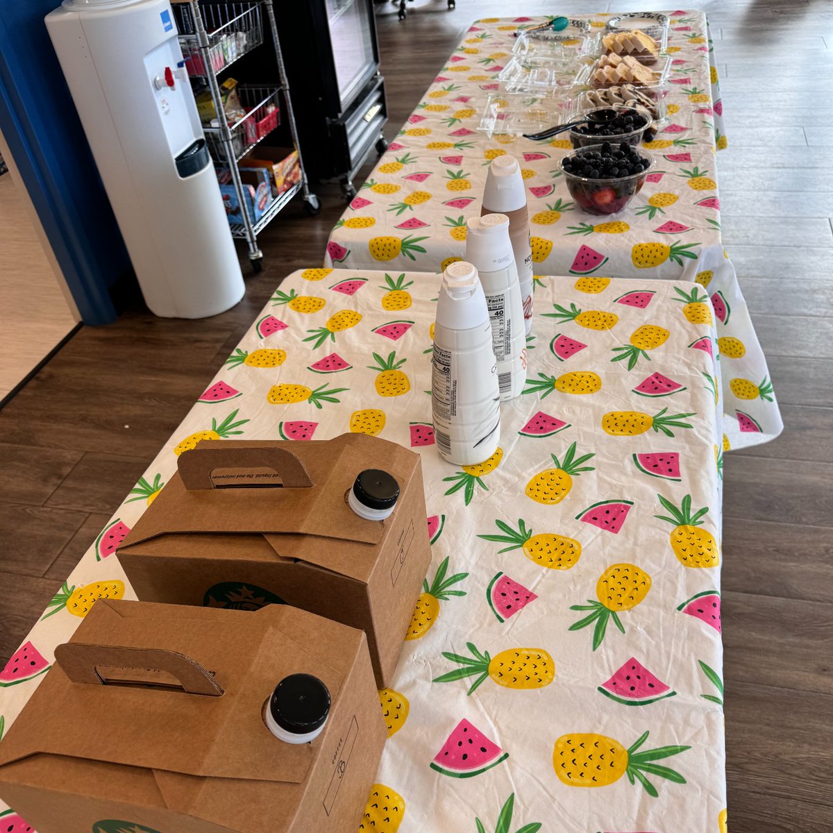 USOAlaska's tweet photo. Military spouses came out to the center to participate in a 'Coffee Connections' coffee flight tasting, donated by the local Starbucks Exchange - JBER. Much fun was had by all - looking forward to our next event! #forthepeoplewhoserve @TheUSO https://t.co/g3wTU6dyRZ