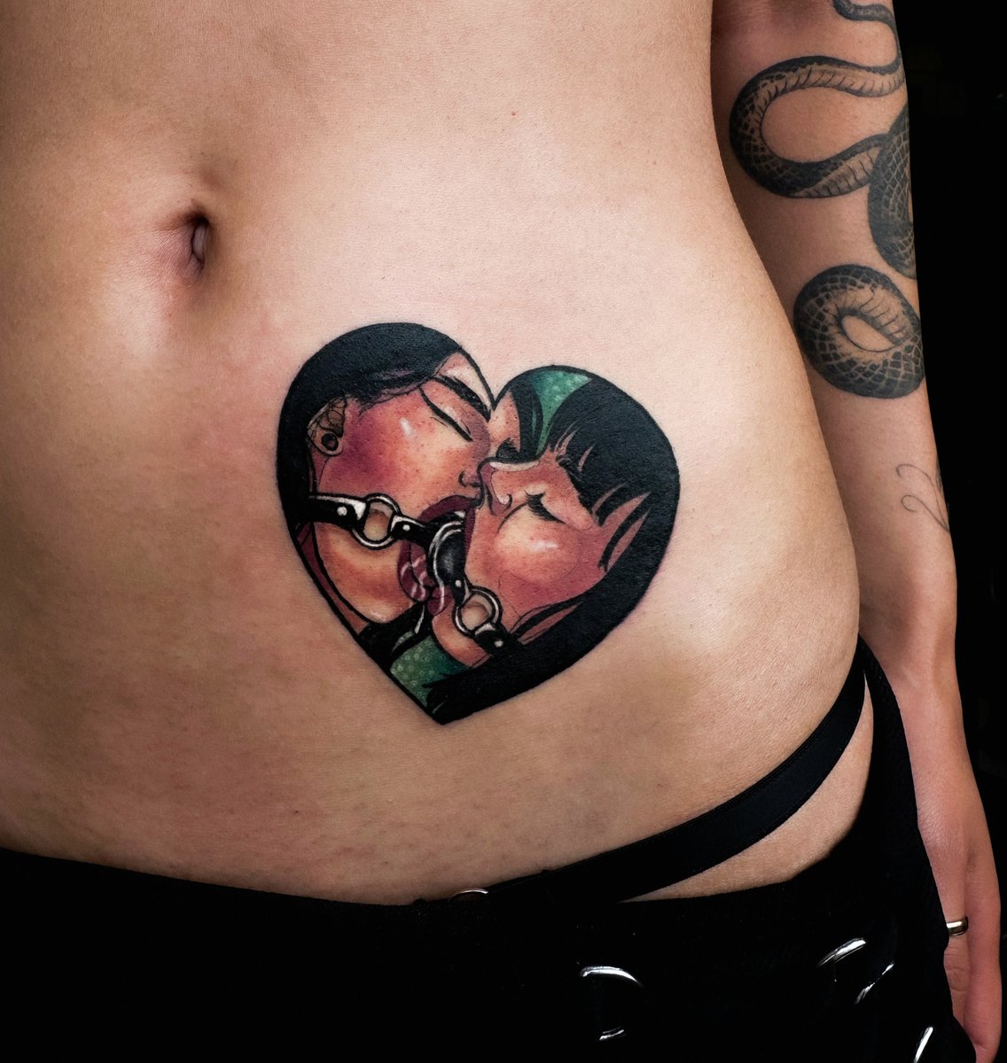 Ashi Monster tweet media