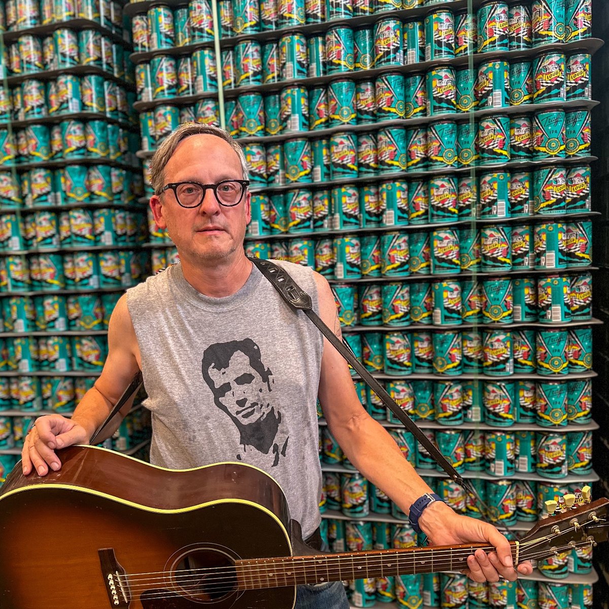 Hop into the weekend with the hippo-sized musical talent of Bryan Hartley! Join us for Hops for Hippos Saturday 6/22 3-6pm! Meet the amazing AAZK zookeepers with a mouthwatering meal and cold pint. Enjoy hippo merch, animal created artwork, zookeeper trivia 6pm, and much more🦛🍻