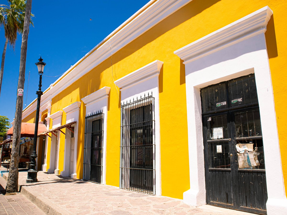 PromoturSina's tweet photo. ¡#Mocorito está lleno de color!🏠🎨😍

#ColoreandoSinaloa ya pasó por este Pueblo Mágico y sus calles lucen más vibrantes que nunca✨
Date una vuelta y descubre sus tradiciones, gastronomía y nuevo museo🐯 https://t.co/iASCh0IlvN