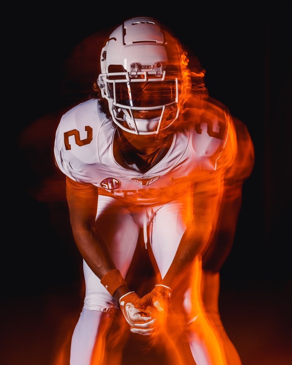 Dijon_leeJr's tweet photo. Hook em🤘🏾 https://t.co/MpGykgb9z4