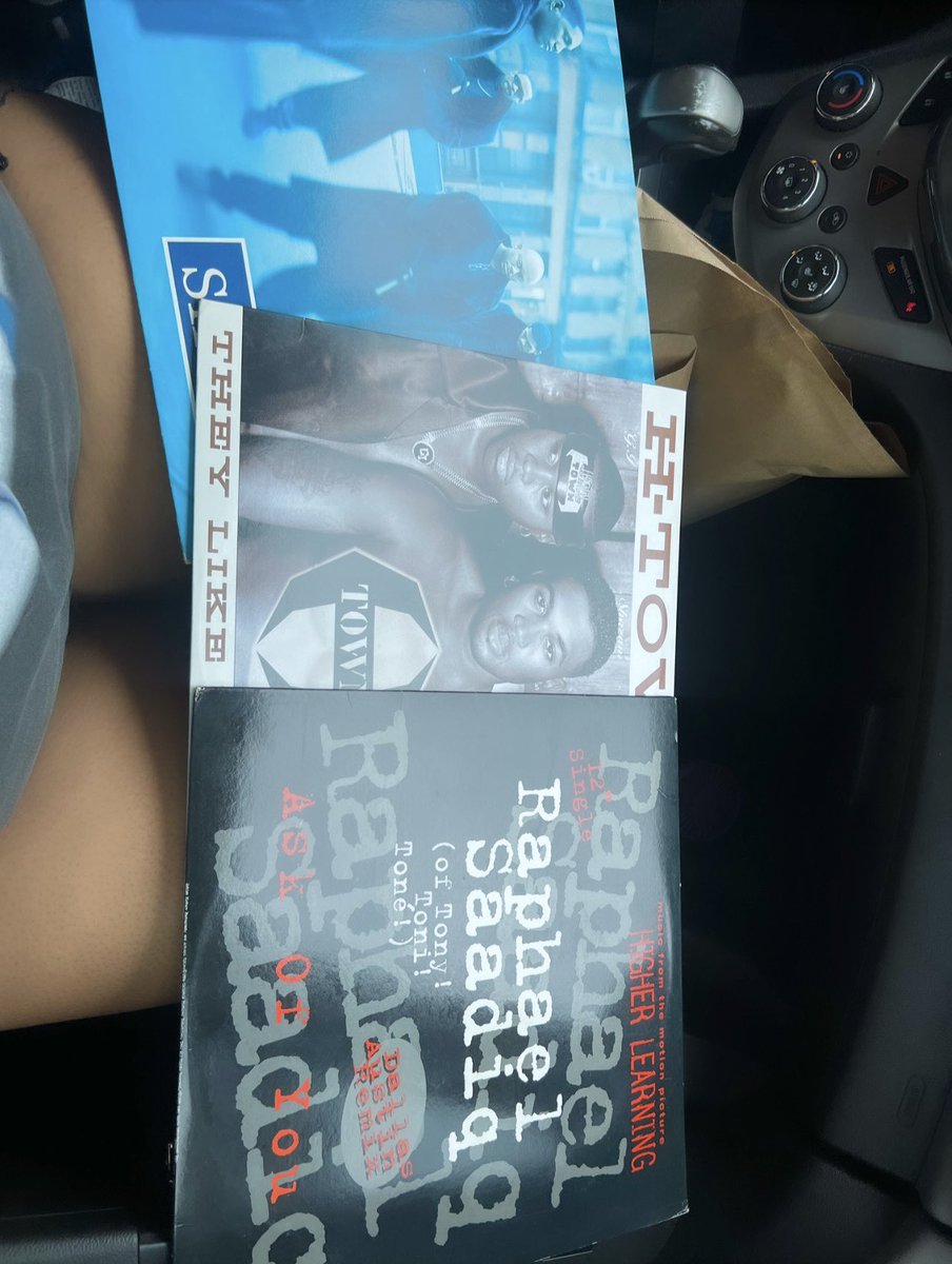 anicyn_'s tweet image. Y’all know nothing about it lol #goodfinds