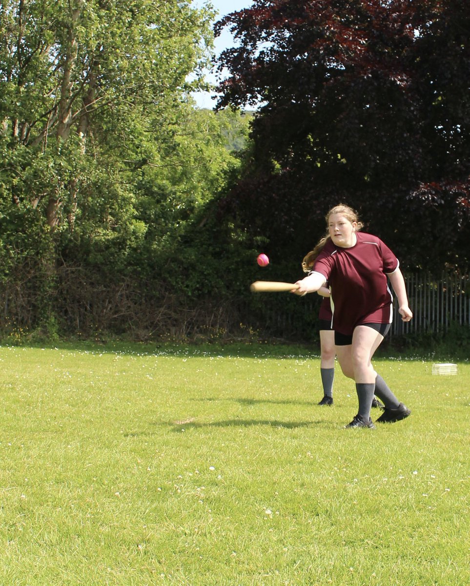 EnrichmentPHS's tweet photo. A great evening for Yr 7 Inter Form Rounders tonight as part of National School Sports Week. We had over 25 students participating from the different form groups. Well done to Neptune who finished as winners. @PrestatynHigh @PrestatynPE @WelshRounders @YouthSportTrust #NSSW2024 https://t.co/5kbCy6vWcF