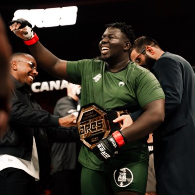 ARES HEAVYWEIGHT CHAMP 👑 

📷 : Benjamin Pham