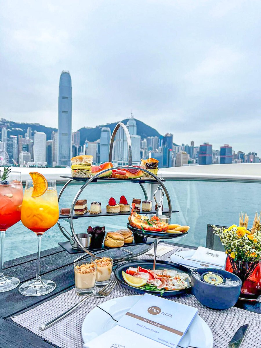 first8673's tweet image. A picnic by the river wouldn't be complete without a basket full of pastries, each one more delicious than the last.