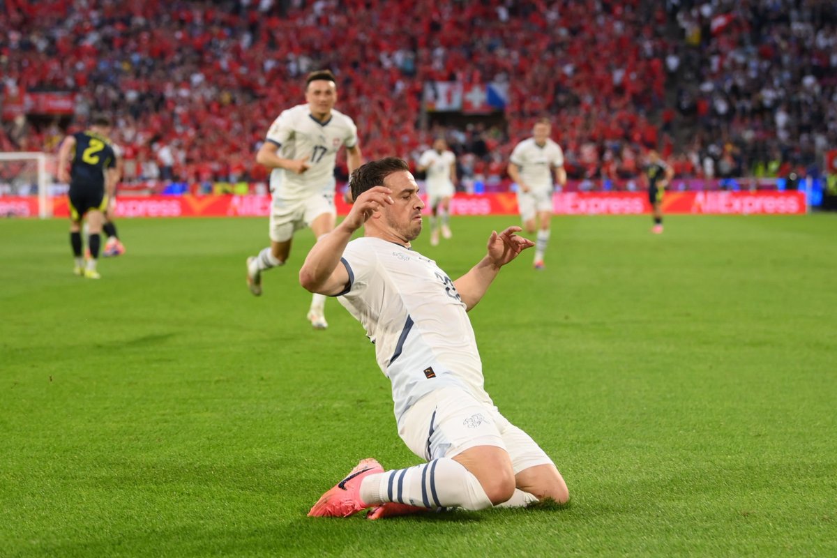 i3merz's tweet image. Xherdan Shaqiri #SCOSUI