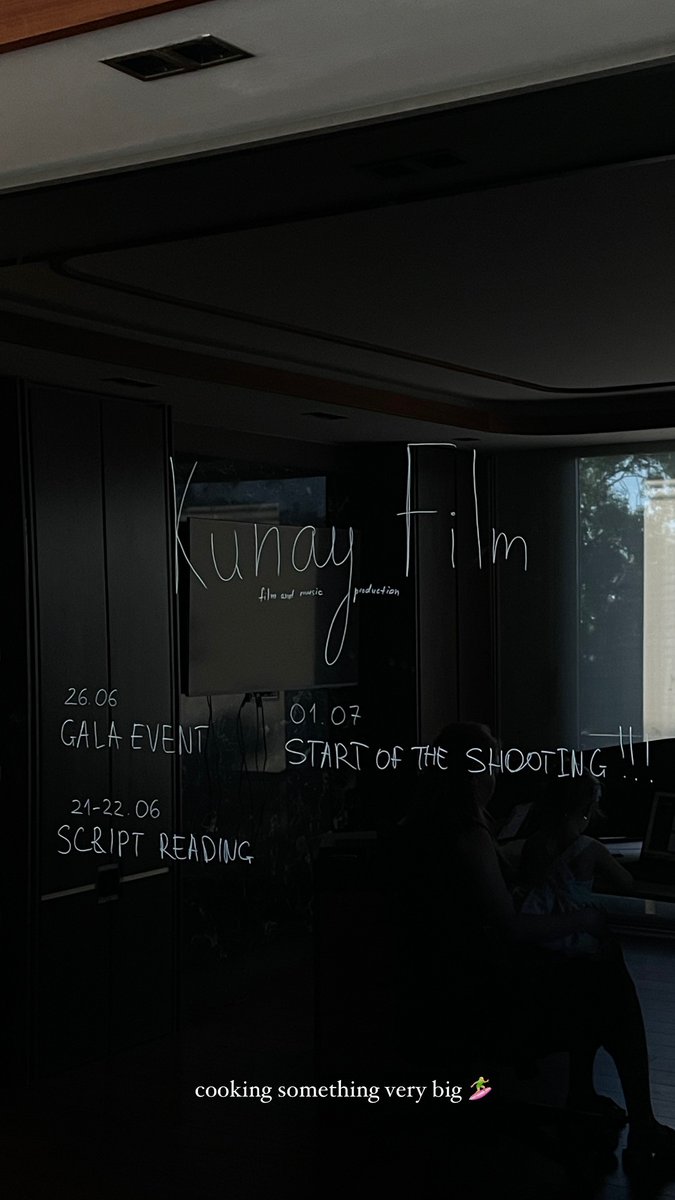 OMG!!

"Cooking something very big"

21-22/06 - Scrip reading
26/06- Gala event
01/07- Start of the shooting

IG:@/mary.gorr

#KeremBürsin #SonOfARich