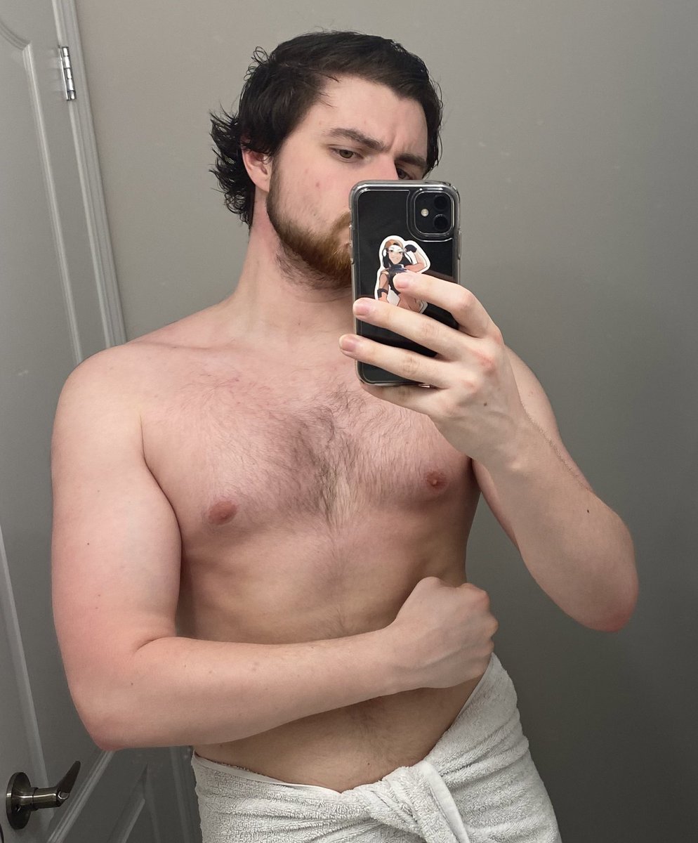 obi1tap's tweet photo. Lets gooo huge milestone for me finally being consistently around my goal weight for the last few weeks. Now i bulk to 195 over the next 2 years 🤣 https://t.co/04PVWt6e1w