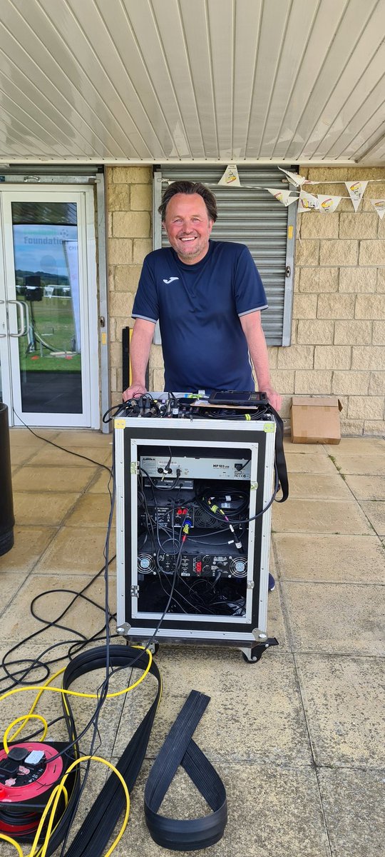 MC Harvey and his fantastic team @StanleyParkSG without their support and amazing venue, we would not have a place to run the Chippenham Games! Massive thank you form all of us at the Chippenham Sports Partnership and our the primary schools that participate 🥰 THANK YOU 🥰