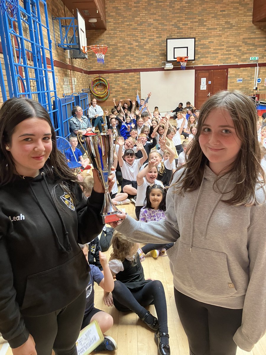 DunipacePS's tweet image. 🏆 Congratulations to Bankend House for winning the House Cup! It was a close competition with all Houses pushing towards the finish line. 
Thank you to everyone for your hard work and achievements all year! 🏆#article12 #DunipaceRRSA